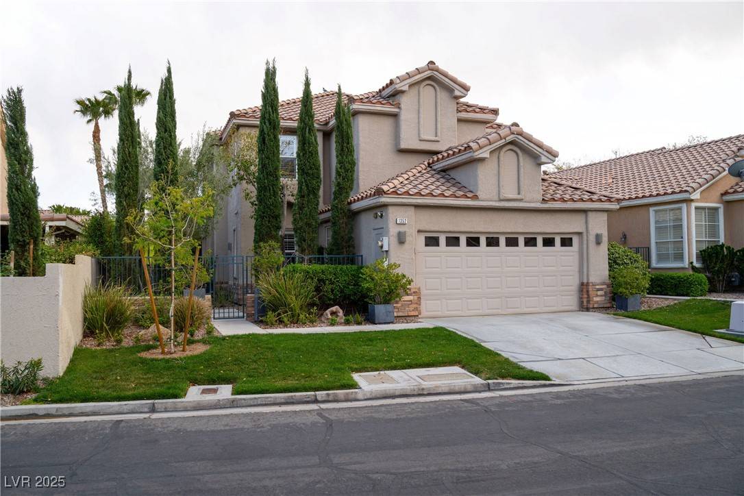 1352 Fox Acres DR, Las Vegas, NV 89134