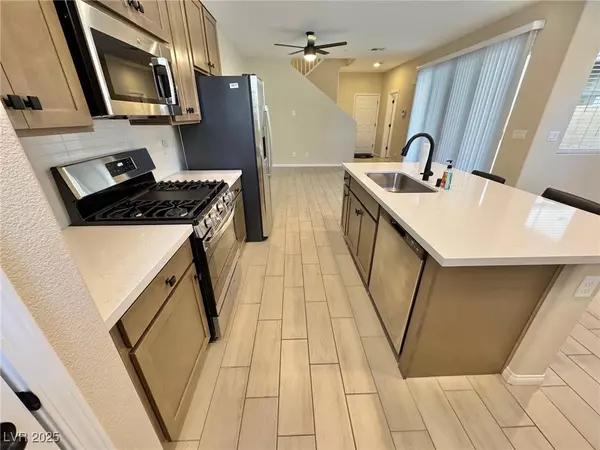 North Las Vegas, NV 89031,4565 Queens Hill ST