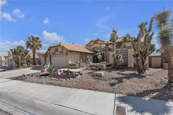 Las Vegas, NV 89117,9625 Beach Water CIR