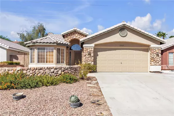 1713 Diamond Oaks CT, Las Vegas, NV 89117