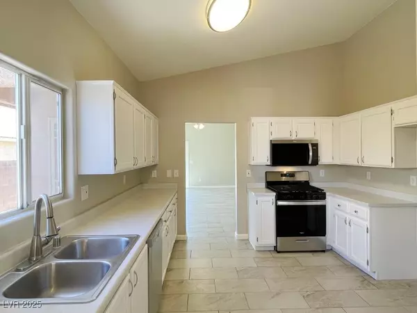 North Las Vegas, NV 89032,1907 Thunder Storm AVE