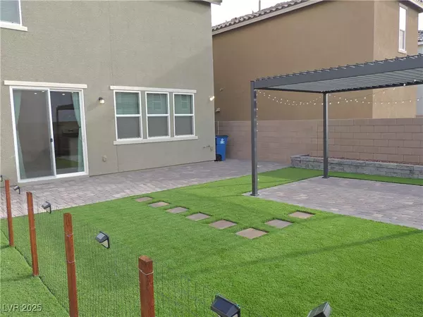 9991 Cluny AVE, Las Vegas, NV 89178