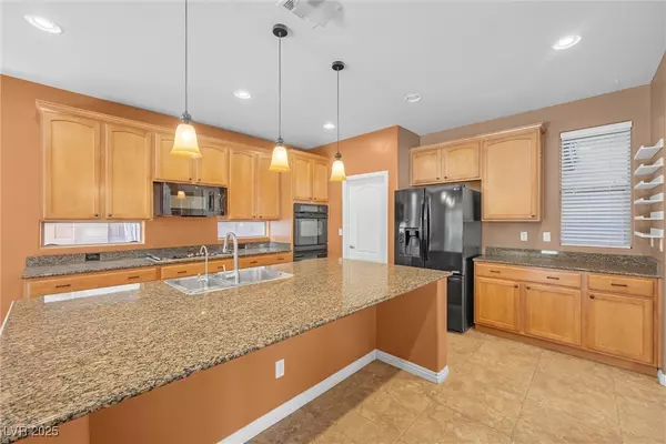 North Las Vegas, NV 89085,8216 Swallow Falls ST