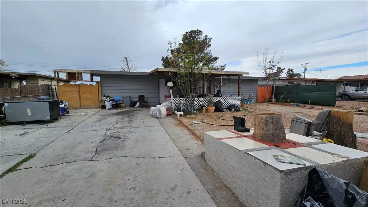 North Las Vegas, NV 89030,2125 Flower AVE