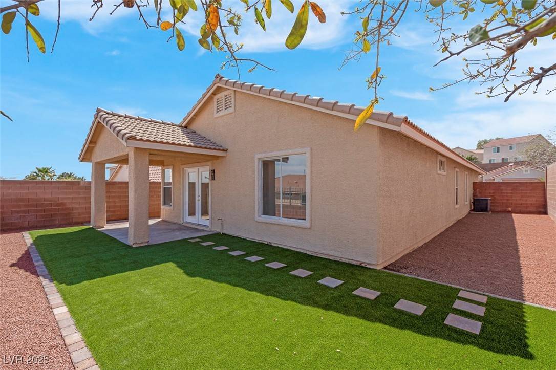 Las Vegas, NV 89144,1608 Blooming Rose ST