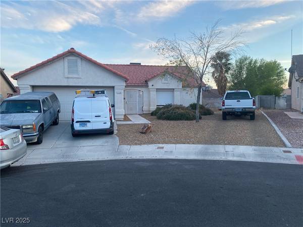 1129 Turnstone CT, North Las Vegas, NV 89031