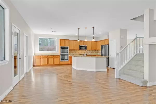 Henderson, NV 89012,24 Painted View ST