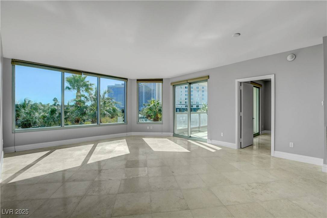 Las Vegas, NV 89109,322 Karen AVE #201