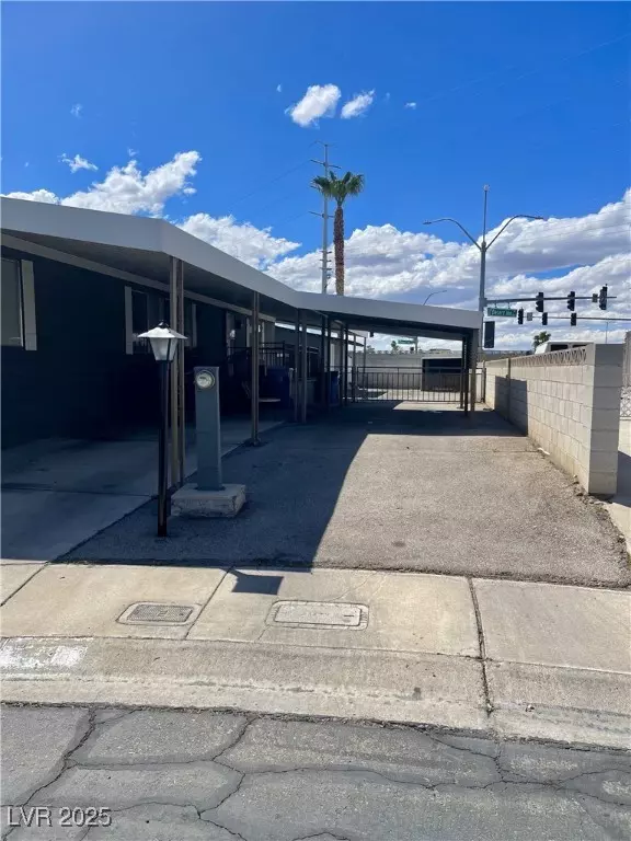 Las Vegas, NV 89122,5411 Ario RD