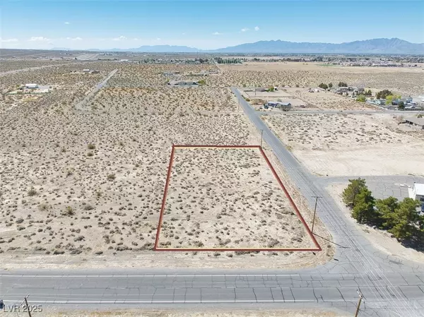 Pahrump, NV 89060,521 E Harris Farm RD