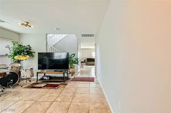 North Las Vegas, NV 89084,6655 Little Owl PL
