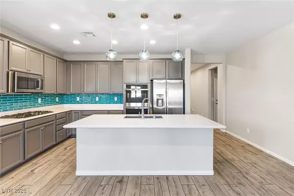 North Las Vegas, NV 89081,6033 Torciano ST