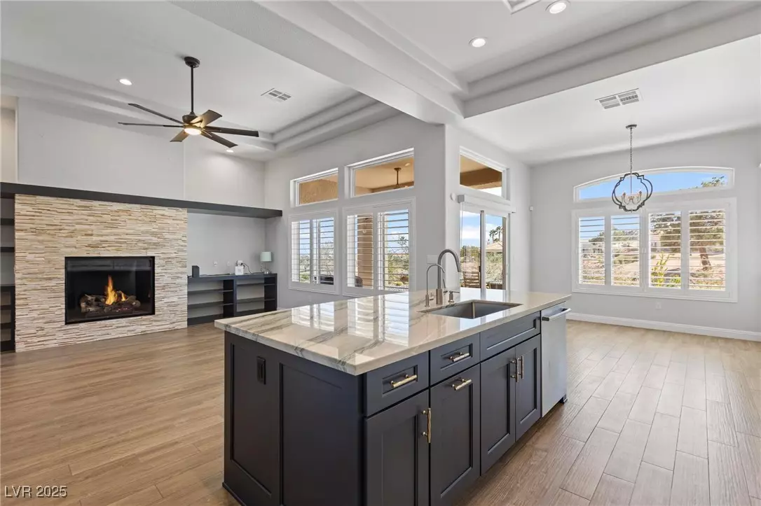Las Vegas, NV 89134,10537 Shoalhaven DR