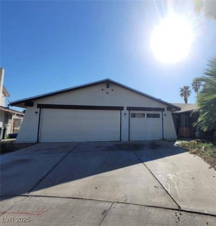 1673 Caliente CT, Las Vegas, NV 89119