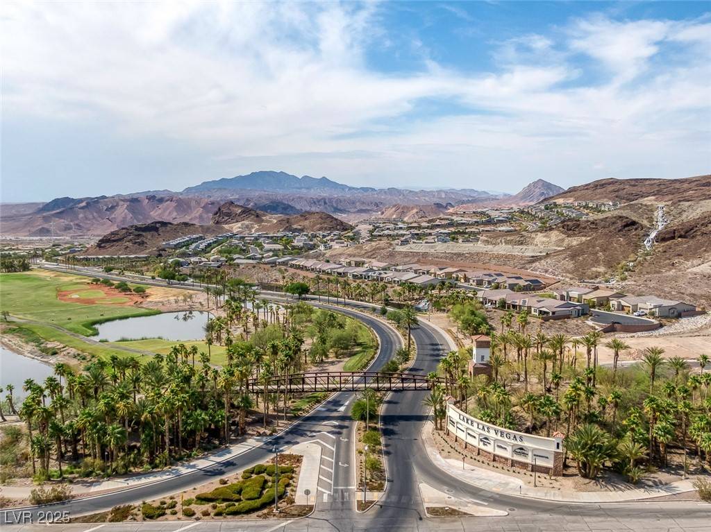 33 Rue Mediterra DR, Henderson, NV 89011