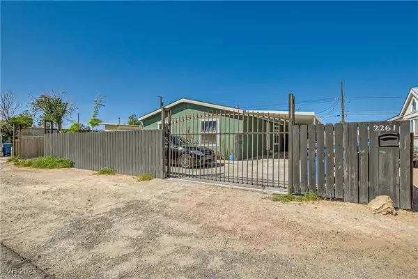 2261 Castleberry LN, Las Vegas, NV 89156