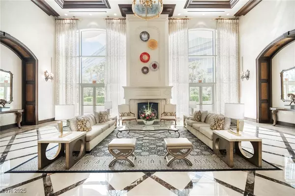 Las Vegas, NV 89109,2747 Paradise RD #2606