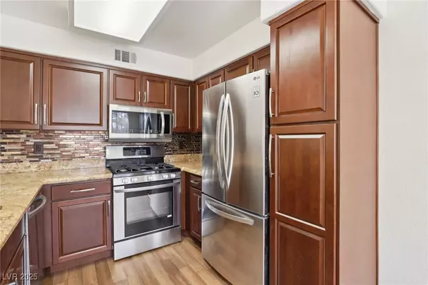 3225 Casey DR #203, Las Vegas, NV 89120