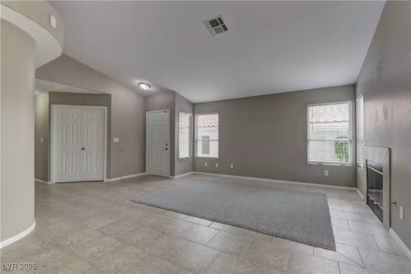 Las Vegas, NV 89128,8121 Heavenly Star CIR