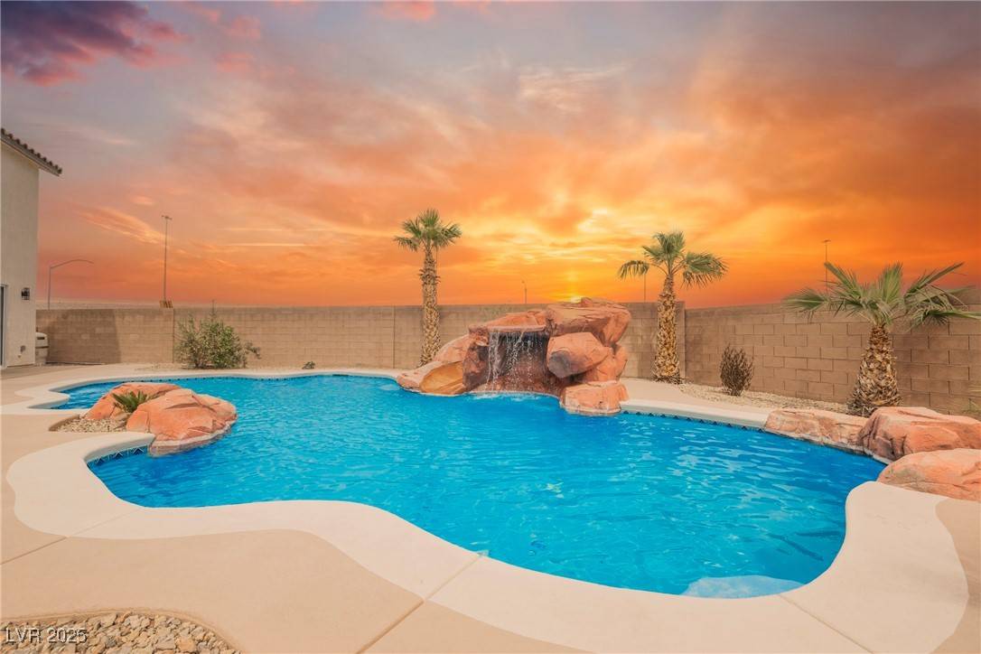 6496 Albina Creek ST,  Las Vegas,  NV 89149
