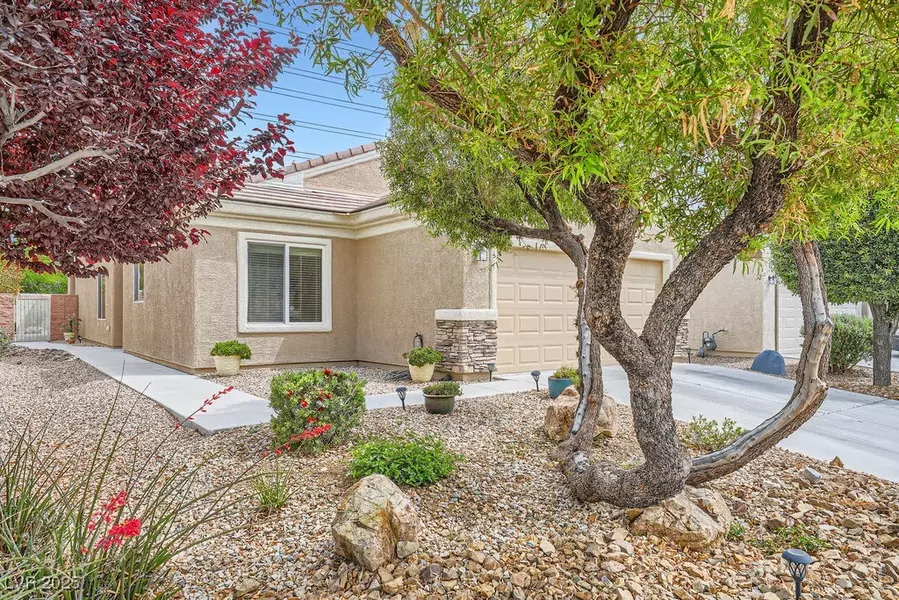 2324 Willow Wren DR, North Las Vegas, NV 89084