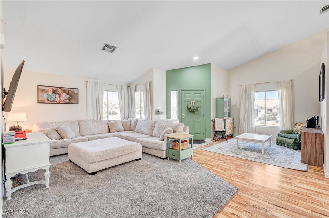 7701 White Grass AVE,  Las Vegas,  NV 89131