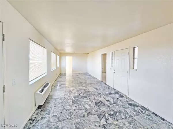 Pahrump, NV 89048,1521 Old West AVE #1