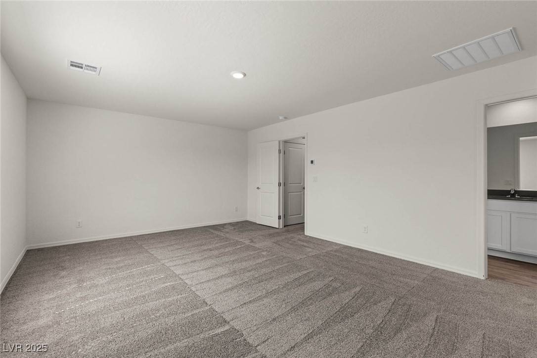 Las Vegas, NV 89122,6192 Blood Lily AVE