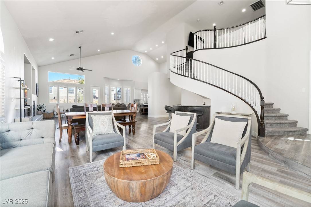 Las Vegas, NV 89141,5684 Benevento CT