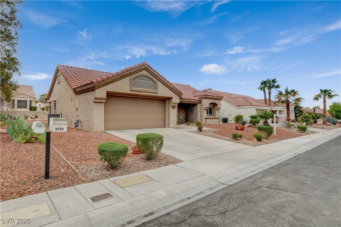 Las Vegas, NV 89134,2533 Palmridge DR