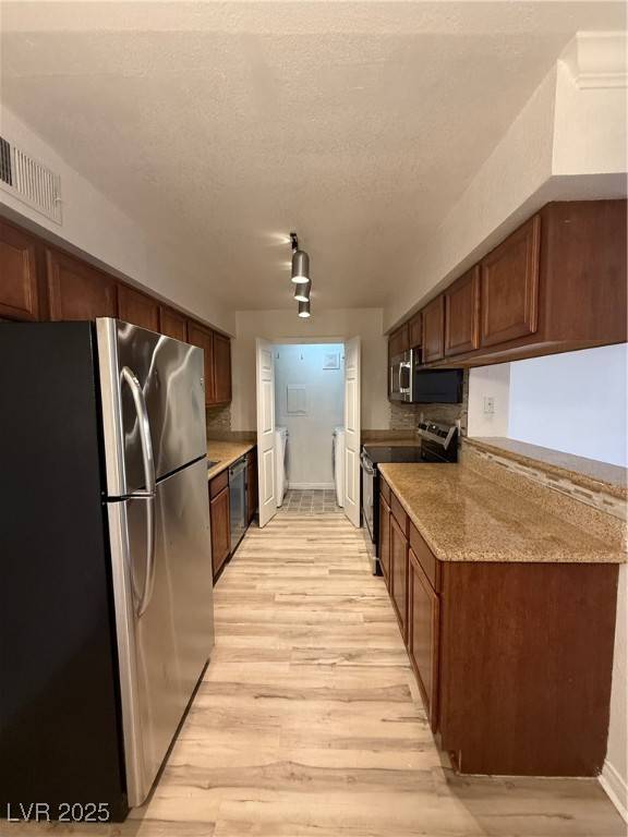 Las Vegas, NV 89121,3135 S Mojave RD #214