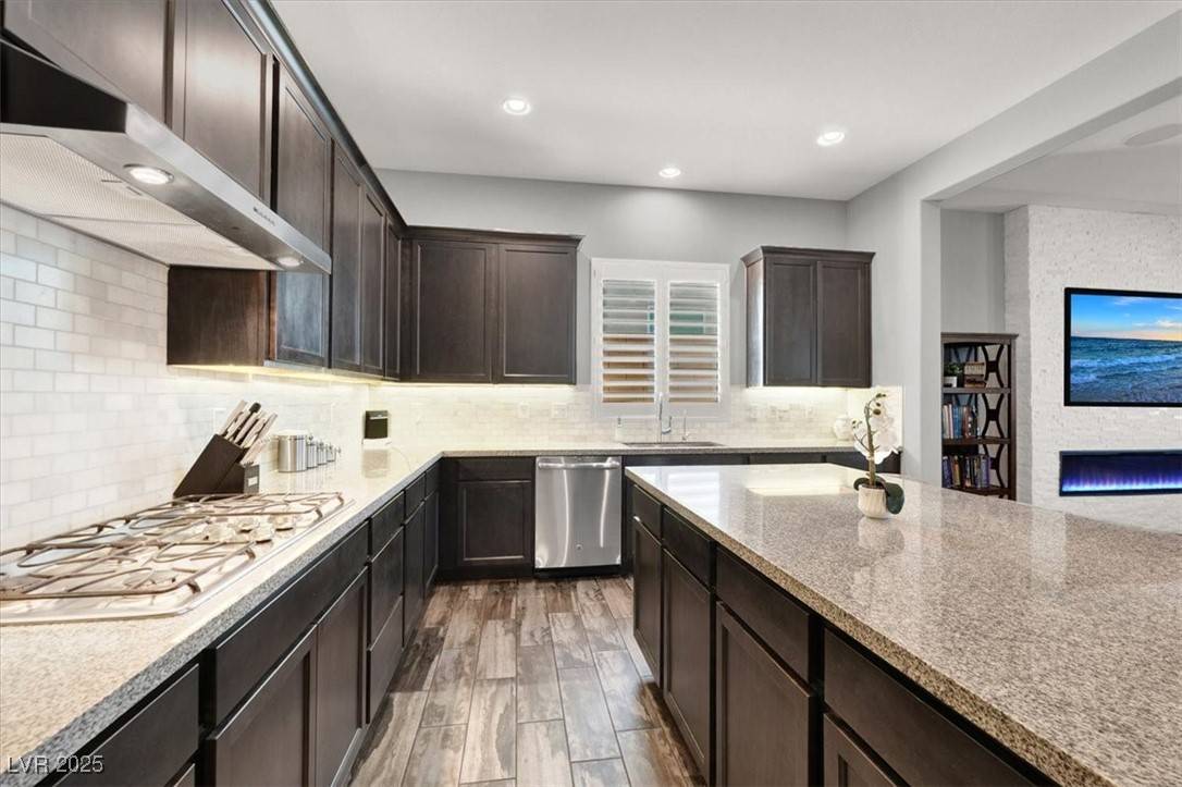Las Vegas, NV 89113,8245 Broad Branch WAY