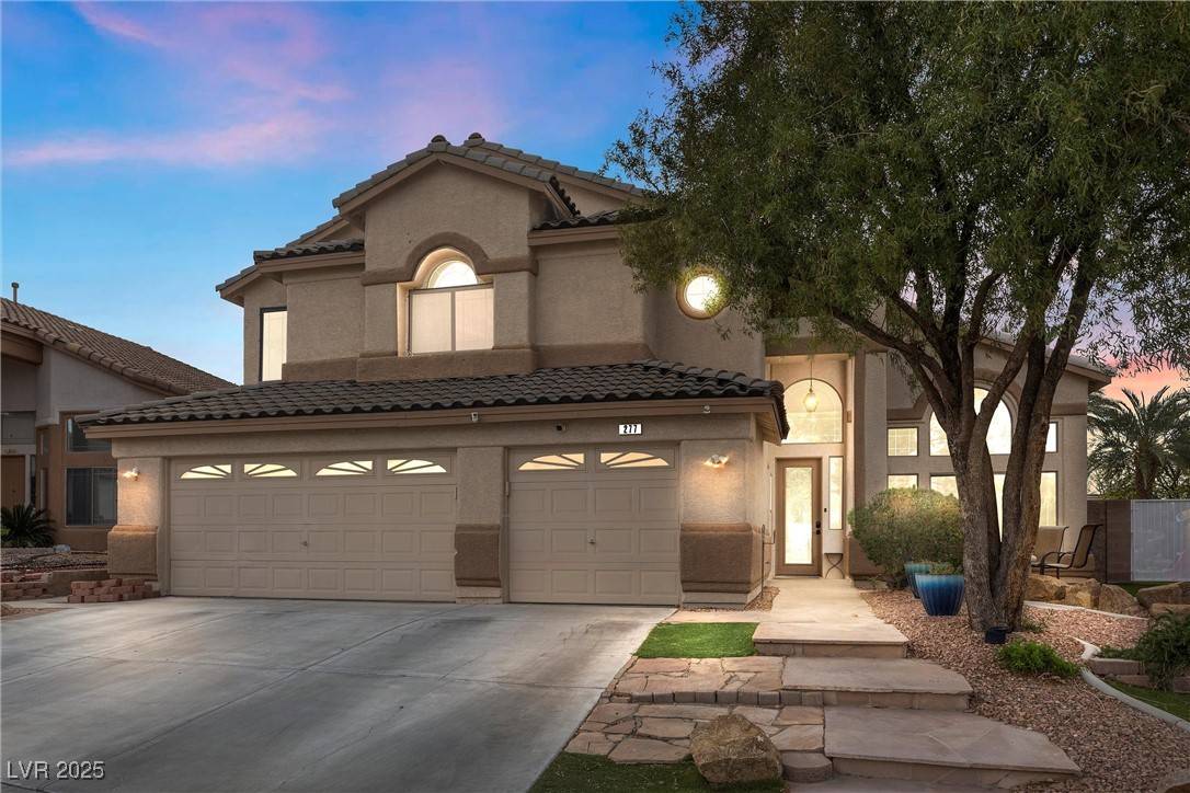 277 Grand Olympia DR, Henderson, NV 89012