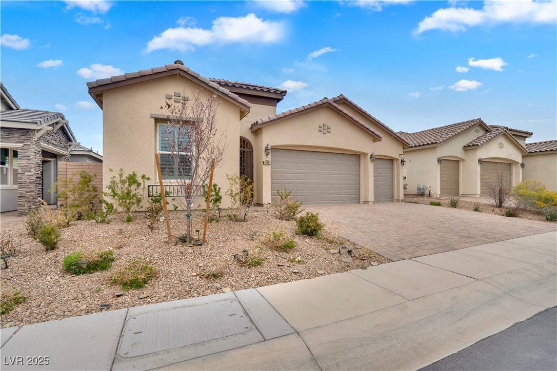 330 Meadow Brush PL, Henderson, NV 89011