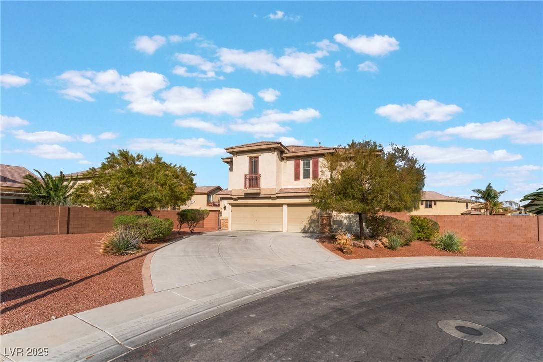 North Las Vegas, NV 89081,5724 Rugosa Alba CT