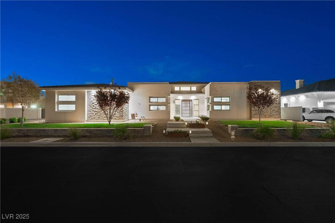 3734 Caesars CIR, Las Vegas, NV 89120