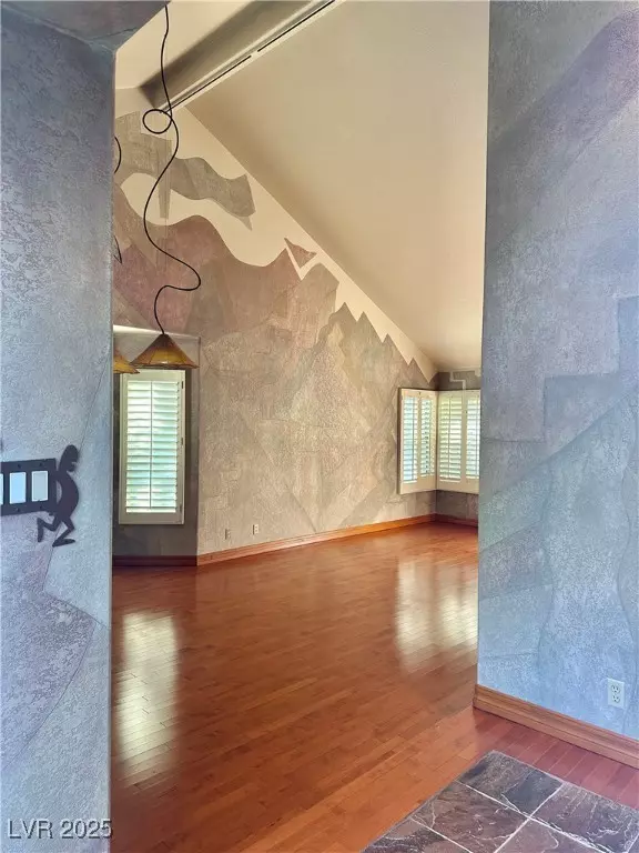 Las Vegas, NV 89113,6987 Emerald Springs LN