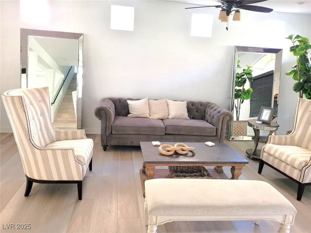 Las Vegas, NV 89139,9629 Twin Rivers CT