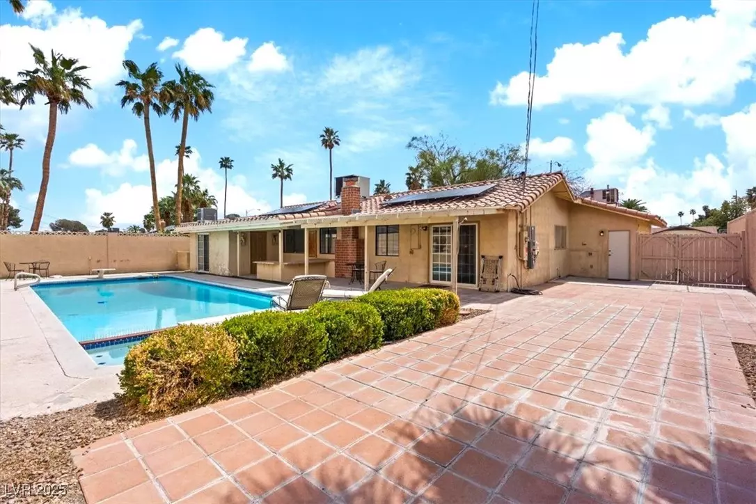 Las Vegas, NV 89121,3672 Cherokee AVE