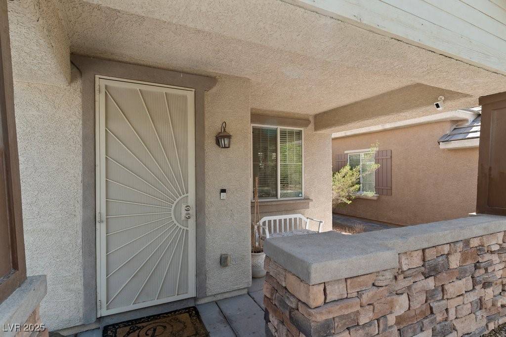 Las Vegas, NV 89166,6620 Macdoogle ST