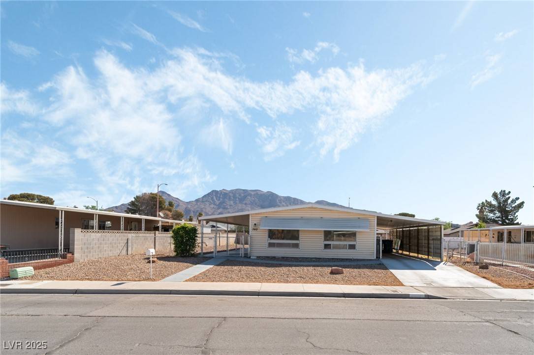 Las Vegas, NV 89110,360 Sir Richard East DR