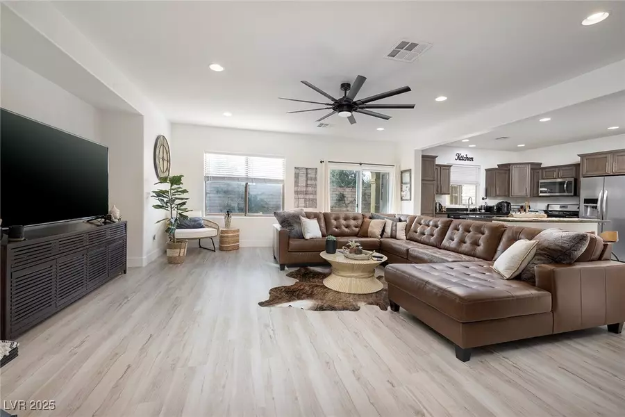 11913 Alava AVE, Las Vegas, NV 89138