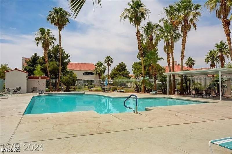Las Vegas, NV 89121,2725 S Nellis BLVD #2083