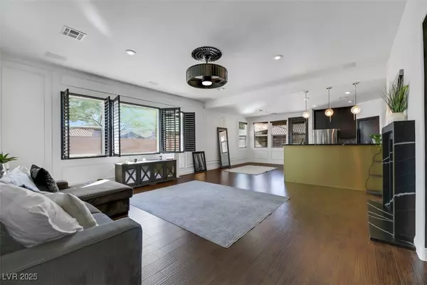 Las Vegas, NV 89178,10395 Kern Ridge ST