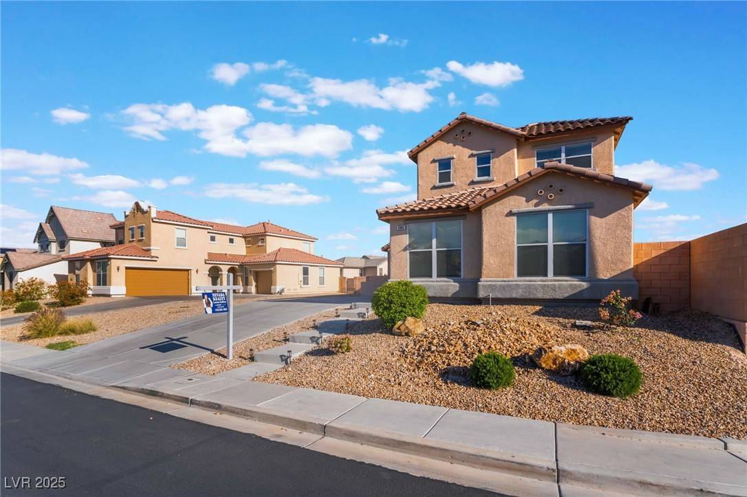 North Las Vegas, NV 89081,5940 Tamarack Lodge LN