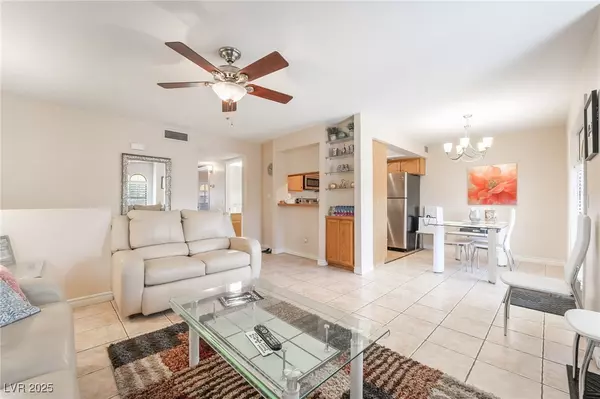 Las Vegas, NV 89103,4097 Nook WAY #A