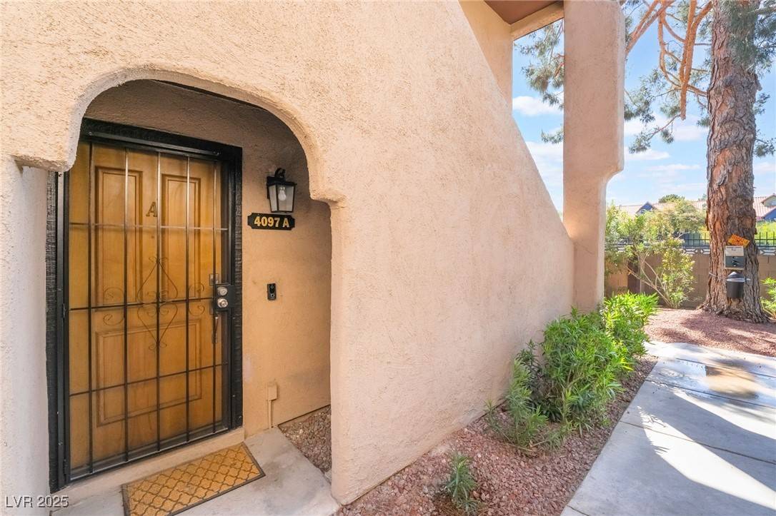 Las Vegas, NV 89103,4097 Nook WAY #A