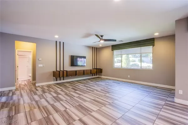 Las Vegas, NV 89135,5863 Glory Heights DR