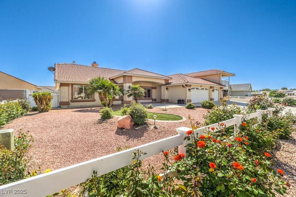 5231 E Chasemoor ST, Pahrump, NV 89061