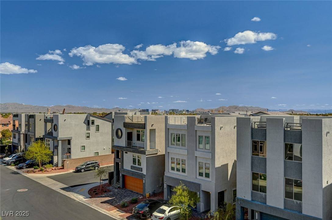 Las Vegas, NV 89113,7953 Mountain Lilac ST